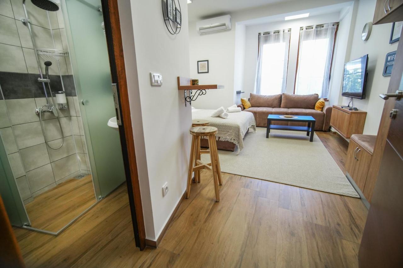 Aparthotel Prenociste Sole à Vranje Extérieur photo