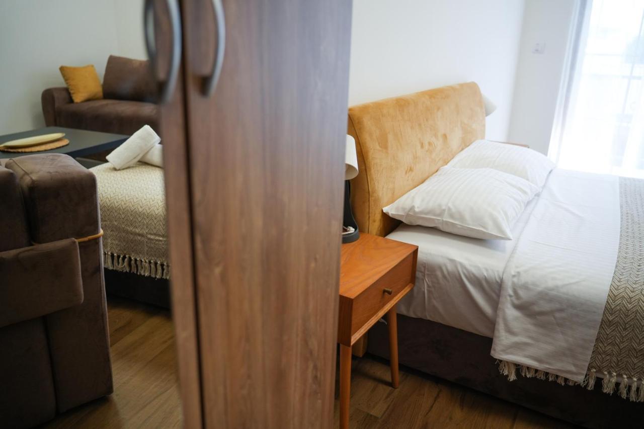 Aparthotel Prenociste Sole à Vranje Extérieur photo